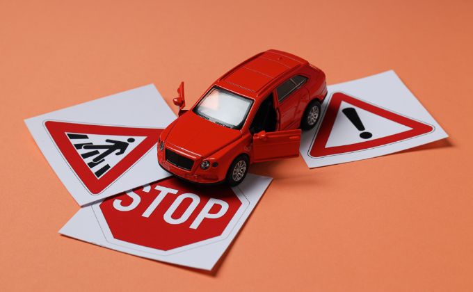 The Role of Driving License and Traffic Education in Reducing Accidents